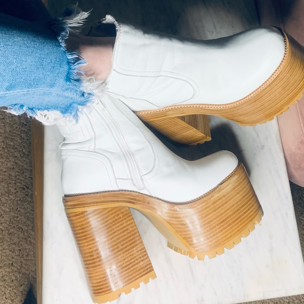 NWT Jeffrey Campbell (sold out) Critical Platform Boot orig. box